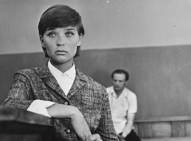 Какой была Светлана Светличная в молодости: 13 фотографий главного секс-символа советского кино