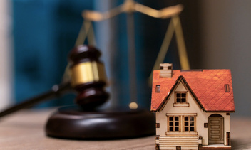 Вплоть до лишения недвижимости: 4 штрафа, которые могут грозить владельцам домов и квартир