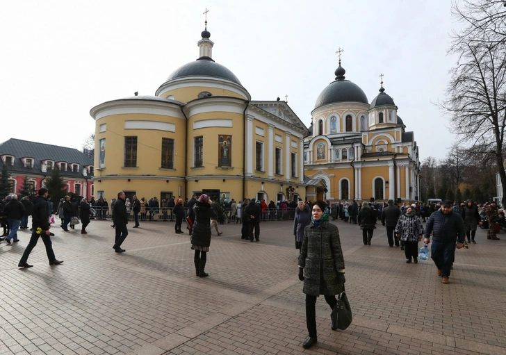 «Все равно мы все умрем»: священники призывают идти на Пасхальную службу, несмотря на просьбы властей и РПЦ