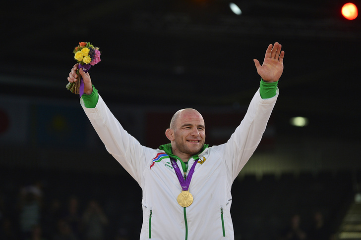 Олимпийский чемпион Артур Таймазов в Лондоне, 2012 год.