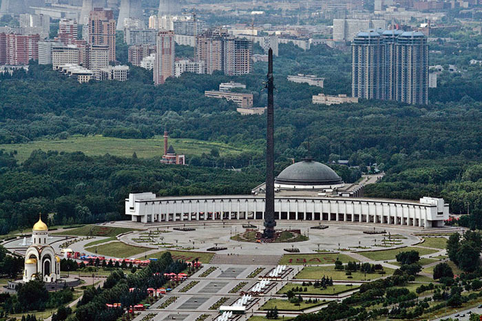 13 лучших парков Москвы для семейного отдыха