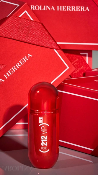 Аромат дня: (212) RED VIP от Carolina Herrera