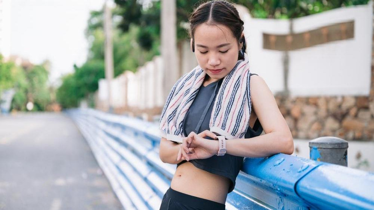 Бум на жиротопку в соцсетях: китайское упражнение, которое сделает ваш живот плоским