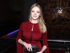 Олеся Фаттахова ушла из театра и запела: «Девиз моей жизни в последние месяцы — а чего мне терять?»