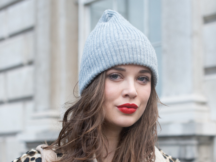 Нелепо и немодно: 7 моделей шапок, которые носят только россиянки
