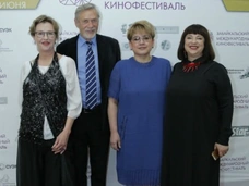 Ирина Розанова, Анна Ардова и Андрей Мерзликин открыли фестиваль в Чите
