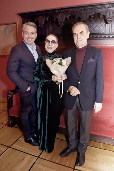 Инна Чурикова и Глеб Панфилов с сыном