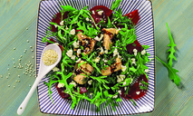 Свекольный салат с горбушей