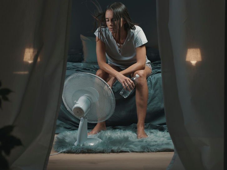 Почему нельзя спать с включенным вентилятором всю ночь — 4 опасности, о которых вы даже не задумывались
