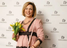 Беременная Алла Довлатова повеселилась на модной вечеринке