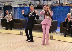 «Танцующий миллионер» развлекается в компании московских красавиц