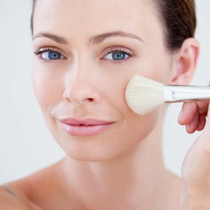 7 правил «здорового» макияжа, который не навредит вашей коже