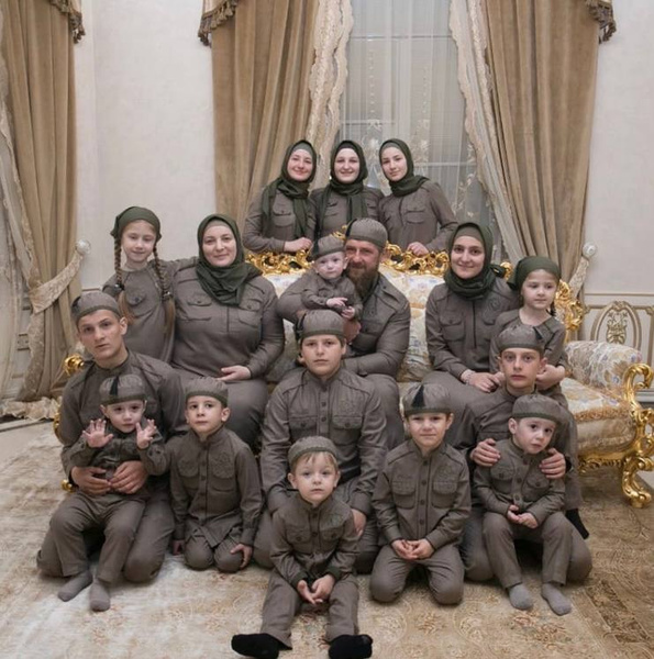 Рамзан Кадыров отправляет сыновей 14, 15 и 16 лет на специальную военную операцию