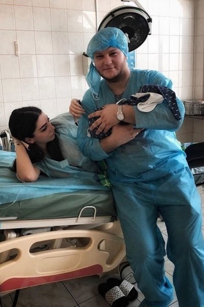 Дана Николенко и Дмитрий Кварацхелия стали родителями