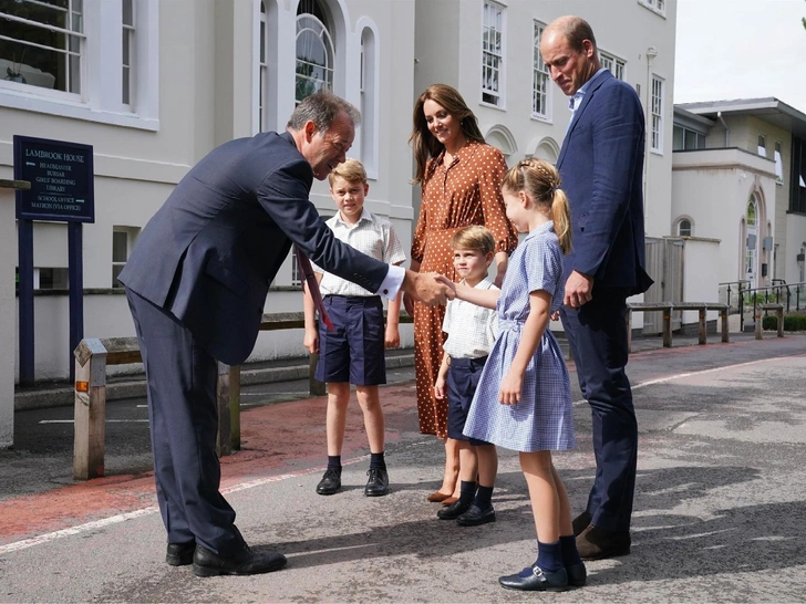 Принцесса Шарлотта Кембриджская: восьмой год в фотографиях