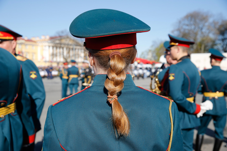 «Мисс ''Красная звезда''»: как выглядит самая красивая девушка в российской армии