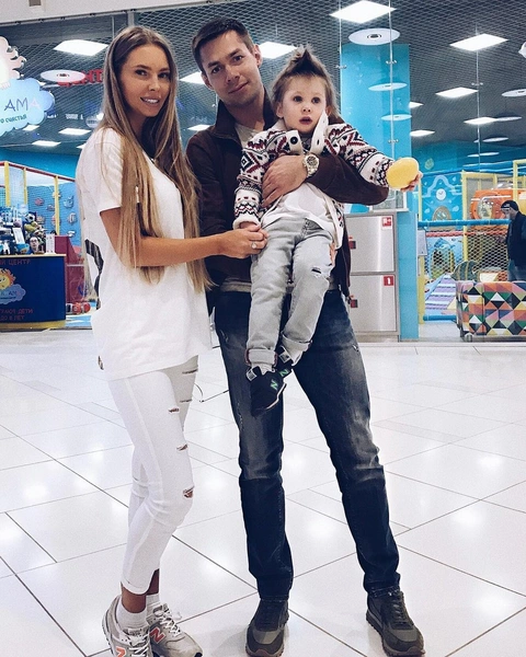 Стас Пьеха с бывшей женой и сыном Петей | www.starhit.ru