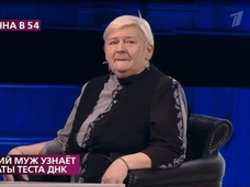 Молодой жених бросил беременную от него 54-летнюю пенсионерку ради сверстницы