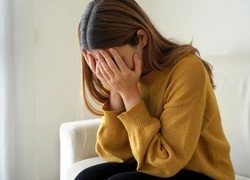5 детских страхов, которые мешают вашему взрослому счастью (и как от них избавиться)