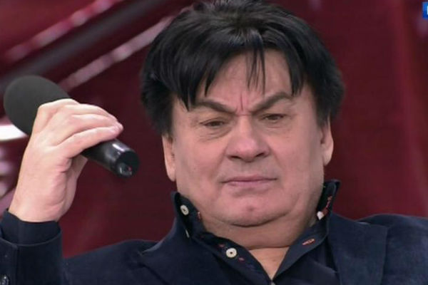 Александр Серов