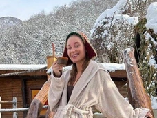 Кристина Асмус о резком наборе веса: «Раскабанела бабенка, на Харламова стала похожа»