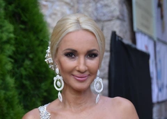 Лера Кудрявцева: «Муж очень доволен моей новой грудью»