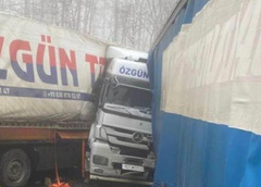 Два грузовика всмятку, 15 человек погибли, пострадали 13: страшное ДТП на трассе в Саратовской области