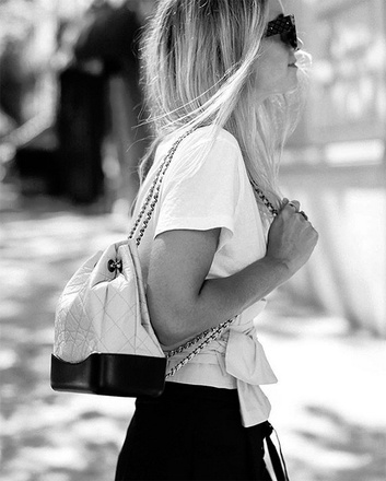 Всегда ли в моде классика фото