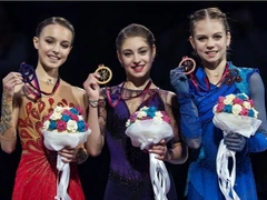 Юные российские фигуристки заняли весь пьедестал финала Гран-при