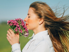 Как избавиться от неприятного запаха волос: отвечают пользовательницы Woman.ru