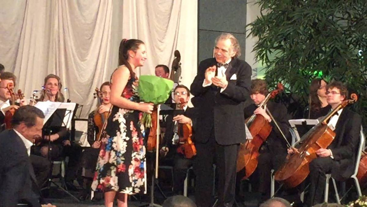 Екатерина Цуканова на одном из концертов