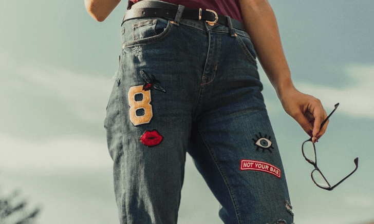 Где купить джинсы с принтом на лето 2022: показываем самые стильные модели 😍