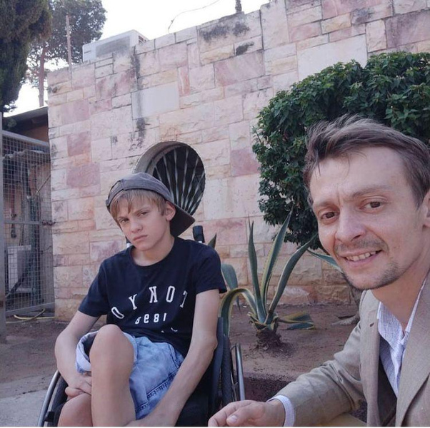 Звезда «Следа» Кулаков о сыне с аутизмом: «Ему 18 лет, он совсем недавно научился говорить «да» и «нет»