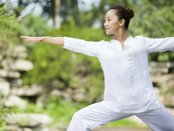 Гимнастика Цигун: 4 простых упражнения, которые улучшат работу всего организма