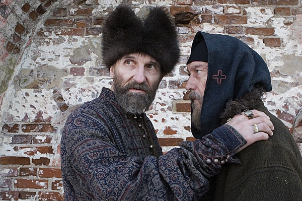 Для Олега Янковского (на фото справа) роль митрополита Филиппа стала последней.