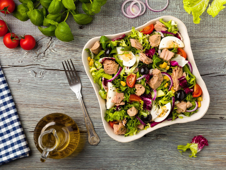 Не оливье единым: 5 простых и вкусных новогодних салатов — близкие попросят вас их повторить