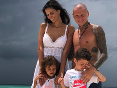 Счастливы вместе: скандальный футболист Павел Мамаев превратился в примерного семьянина