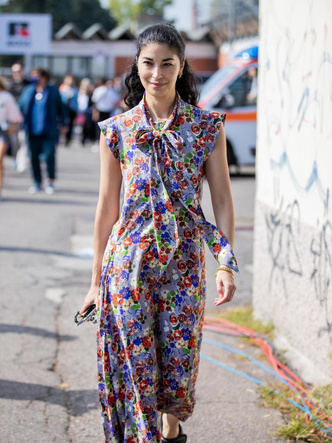 Украсят любую женщину: 6 модных цветочных платьев, в которых вы будете выглядеть бесподобно