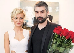 После церемонии в загсе Полина Гагарина шьет свадебное платье