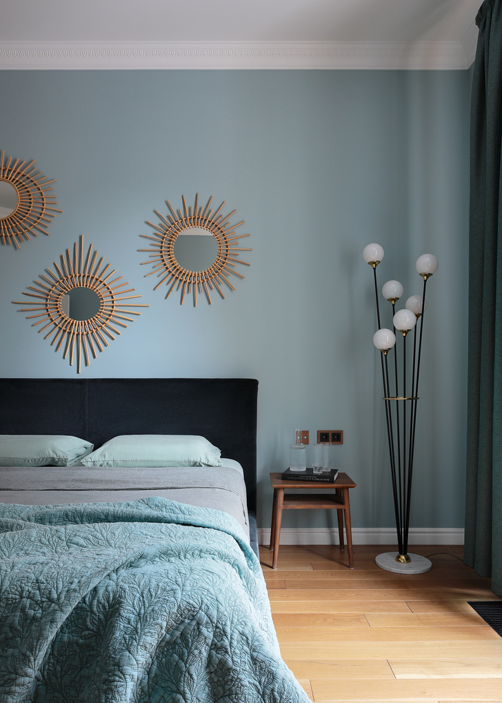 Стена над изголовьем кровати: 10 идей декора