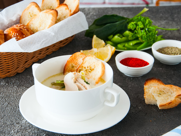 Куриный крем-суп: самый нежный и сытный рецепт, который сразит всю вашу семью