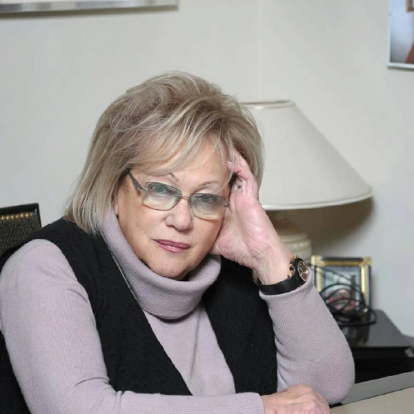 Галина Волчек
