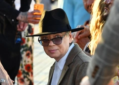 Озвучены дата и место похорон Валентина Юдашкина