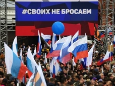 Слезы под песню SHAMAN, пламенная речь Петренко. Митинг на Манежной площади «Своих не бросаем»
