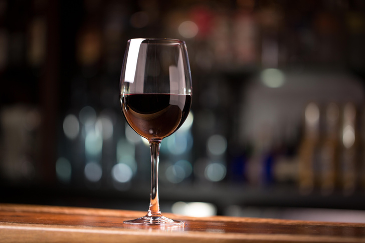 5 бокалов вина в неделю состарят вашу ДНК: специалисты рассказали, как это остановить