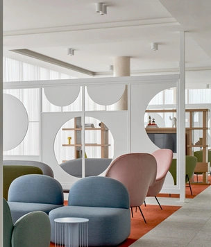 В Мельбурне открылся отель Holiday Inn с яркими интерьерами