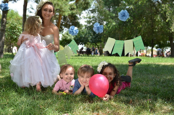 Конкурс красоты и интеллекта «Наша красивая мама-2018»