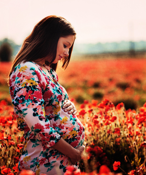 Беременная и красивая: как будущей маме оставаться в форме