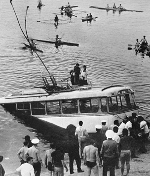 Легендарная история Шаварша Карапетяна, который один вытащил 46 человек из утонувшего троллейбуса. СССР, 1976 год