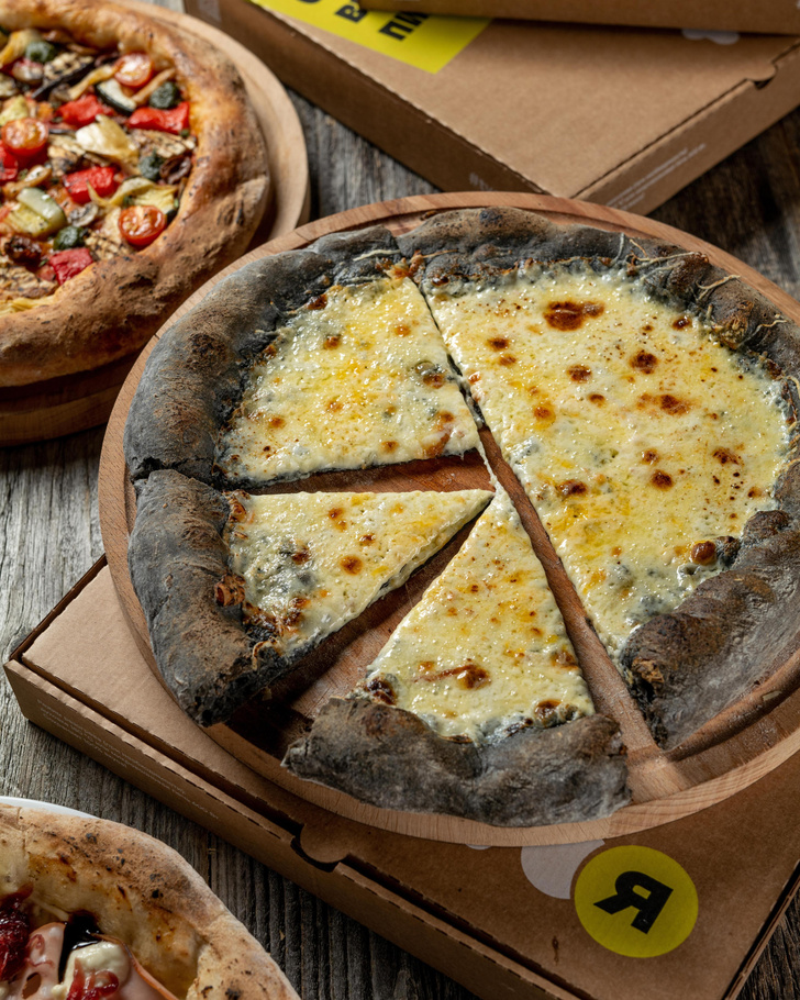 Для тех, кому надоела классика: 5 вариантов пиццы с необычной начинкой
